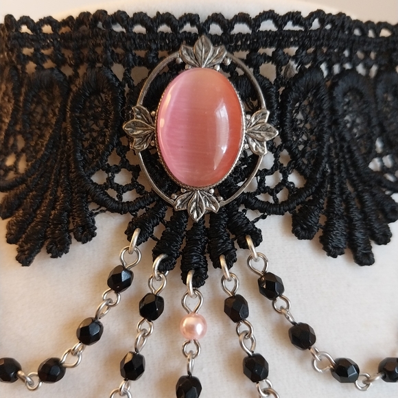 Art of Adornment black & pink beaded goth lace choker - Picture 2 of 4